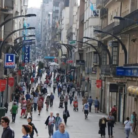 Piso De Lujo En El Centro De Con Garaje Vigo
